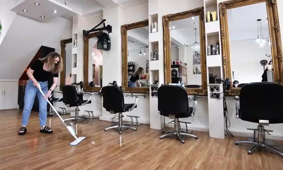 SHB20216 - Certificate II in Salon Assistant